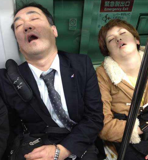 囧哥:幸亏毕业早!现在学校给父母看娃班里实时监控了 囧哥:幸亏毕业早!现在学校给父母看娃班里实时监控了图片