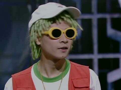 囧哥午间版:热量有这么高!1块月饼=5鸡腿2汉堡3披萨 囧哥午间版:热量有这么高!1块月饼=5鸡腿2汉堡3披萨图片