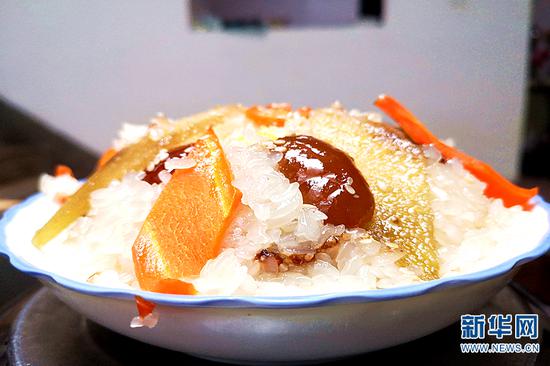 软糯甜蜜的八宝饭(9月10日摄)。新华网发(杨宝英 摄)