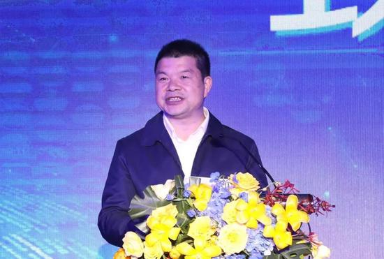 图为云南省人民政府国有资产监督管理委员会党委委员、副主任 刘成志