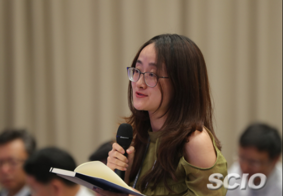 中国日报记者提问。焦非 摄
