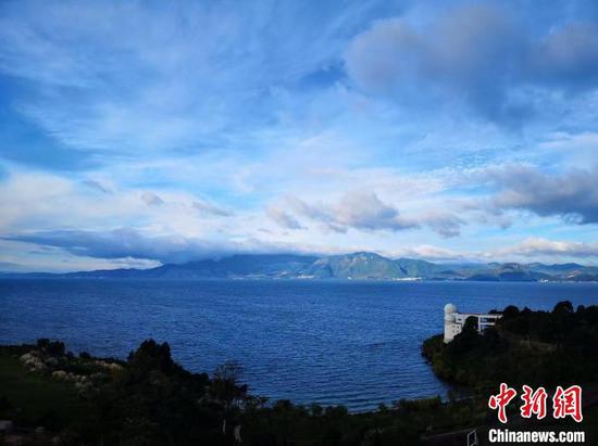 图为抚仙湖。 缪超 摄