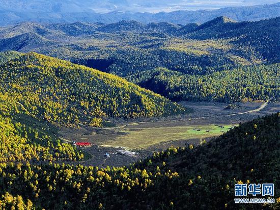 蓝月山谷(迪庆州旅发委供图)
