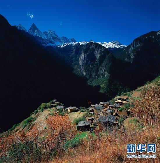 巴拉村(迪庆州旅发委供图)