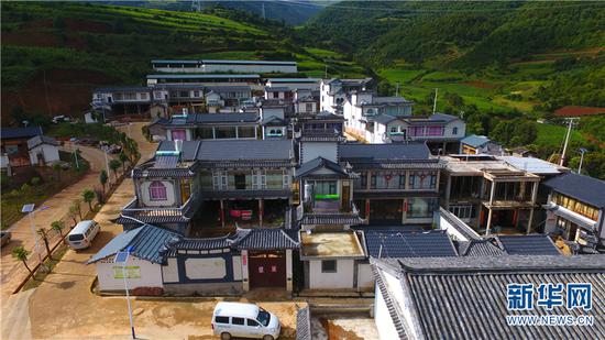 福和村搬迁点白族小院。新华网 普凡 摄
