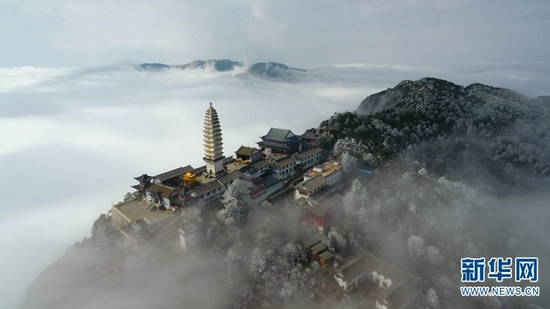 宾川县鸡足山雪景(资料图)。新华网发(宾川县委宣传部供图)