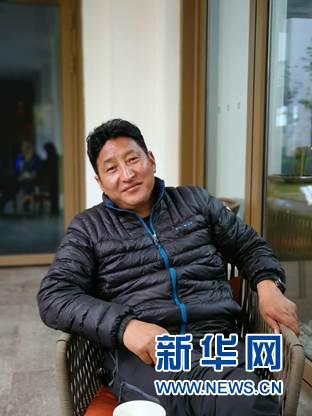 森吉尼达生物资源开发有限公司总经理李志红接受采访。新华网记者薛枫摄