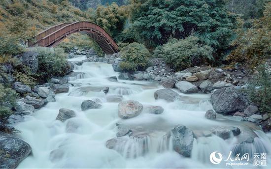 石门关风景。(供图)
