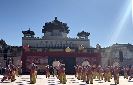 北京主会场文艺演出现场。