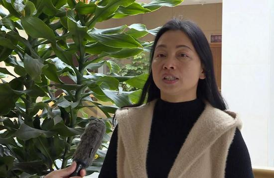 建水县计划生育协会 秘书长魏海红接受采访