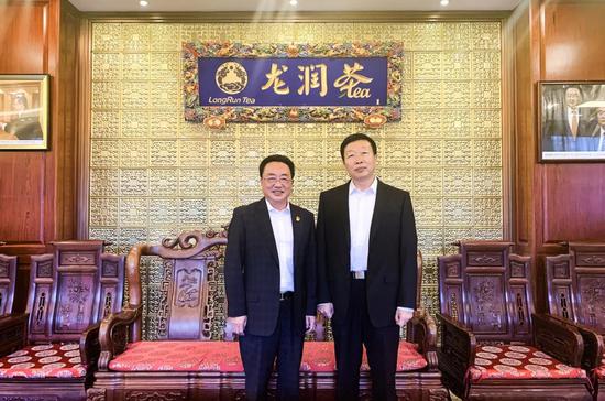程连元书记鼓励集团做大做强大健康产业