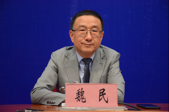 云南省农业农村厅党组成员、副厅长魏民发布新闻(记者 赵嘉 摄影)