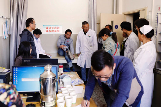保山市人民医院肢残筛查现场