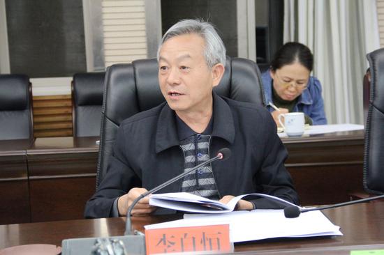 县人大常委会主任李自恒讲话