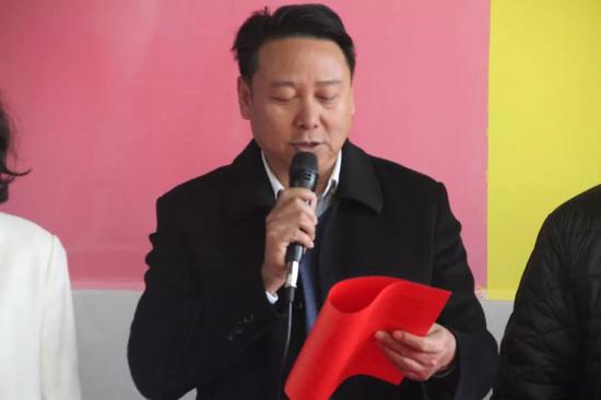 县委常委、宣传部部长杨为文作讲话