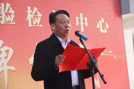 县委常委、宣传部部长杨为文主持仪式