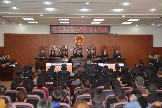 (祥云县人民法院审判现场 张凤莹 摄)