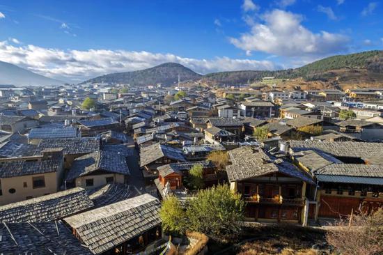 独克宗古城 图 / 携程攻略社区 应旭永