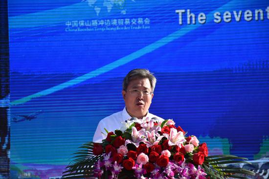 保山市委常委、副市长姜涛