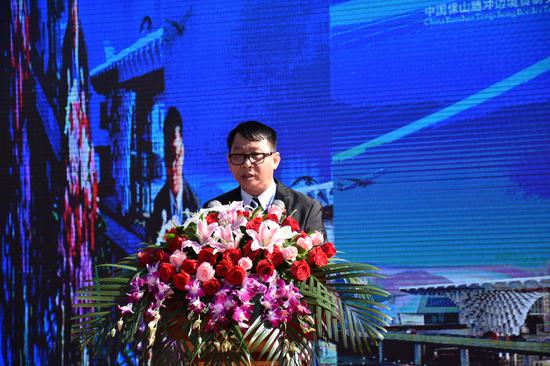 缅甸克钦邦政府财政、税务、计划与经济部部长吴伟林