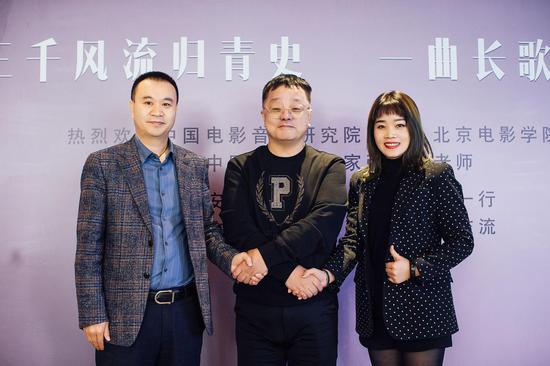 三方簽約圓滿成功