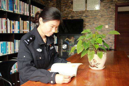 阅读书籍