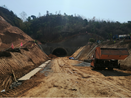 正在建设的白沙水隧道