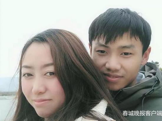 皇文瑞与姐姐皇云蓉