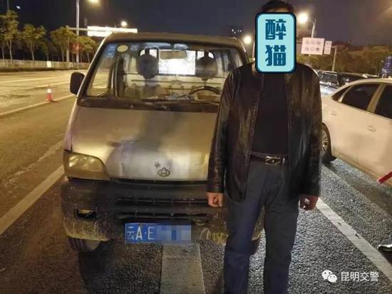 第一招:喝水稀释酒精