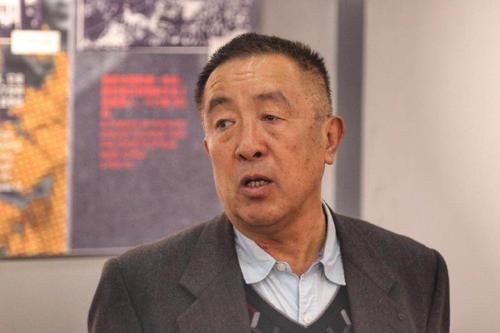 主编戈叔亚