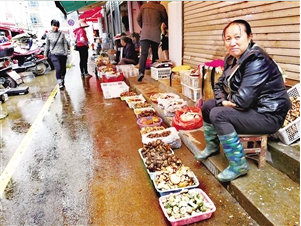 野生菌量少价高这个规律今年有点不灵了