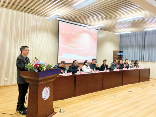 昆明市西山区马街大渔中心学校“教师培训基地”授牌仪式现场