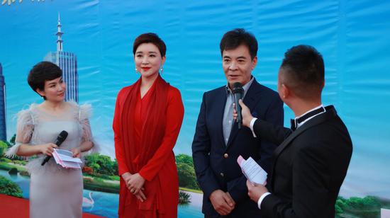 影视”大咖“齐聚临沧(张玲 摄)