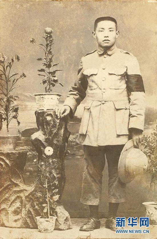 这是王德三像(资料照片,1926年)。(祥云县文物管理所提供)