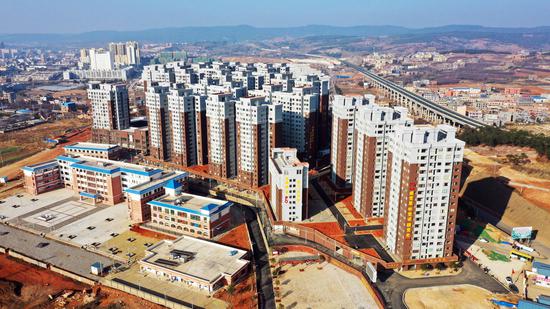 复兴街道复兴佳园安置点,安置建档立卡贫困户3773户12495人。