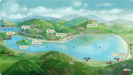 玉溪的抚仙湖人尽皆知,但是贯通抚仙湖东西岸的时光栈道却很少有人知道。