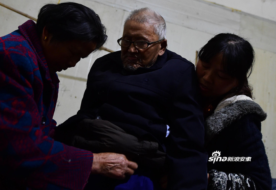 影像安徽第152期:抱着你前行