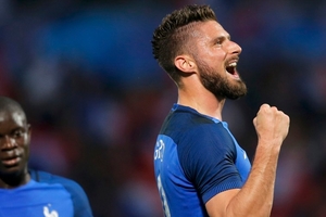 热身赛-吉鲁2球 阿森纳铁卫破门 法国3-0完胜