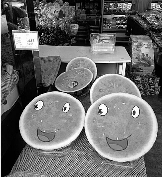 杭州夏令水果进入上市高峰 西瓜售价比去年贵