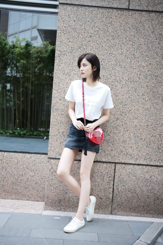 凹造型照片 UB_V-hhqtawx8300181.jpg