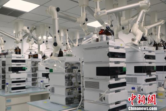 浙江科技型企业设备。 钱晨菲 摄