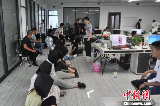 抓捕现场。德清公安提供