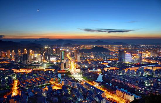 资料图:浙江台州夜景 台州市委宣传部提供