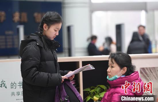 2019年,浙江传媒学院艺考复试现场。 王刚 摄