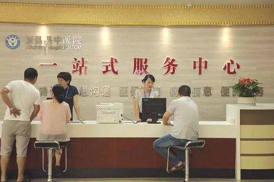 楚雄市:家门口就业乐享“一站式”服务