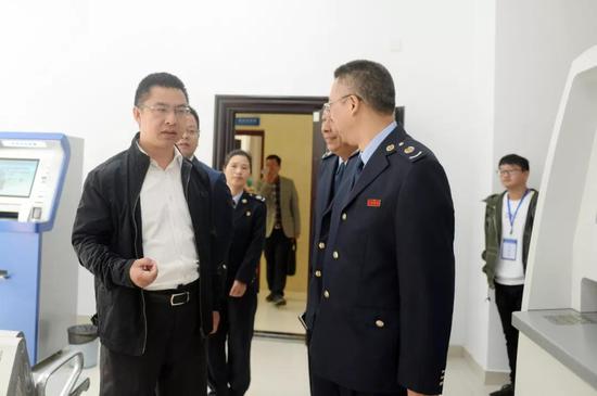 李昌明到三门县税务局调研_台州频道_新浪浙