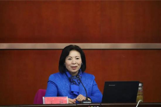 仙居县新闻发言人培训班开班 宣传部长出席并