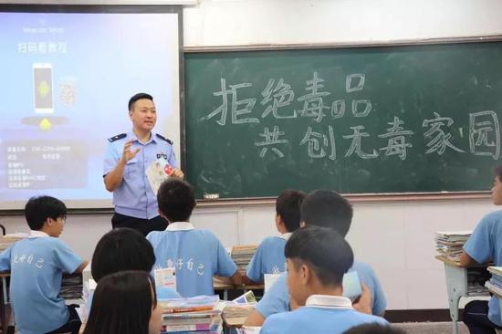 流动人口健康危险行为_幼儿危险行为图片(3)