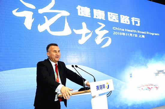 赛诺菲中国区总裁彭振科(Jean-Christophe Pointeau)发言
