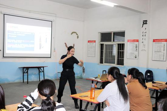 图为教学现场。受访者提供